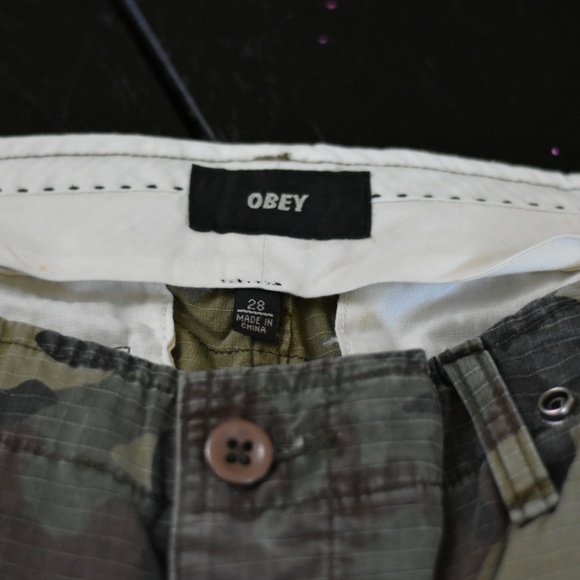 Obey came cargo shorts size 28 - Picture 2 of 6